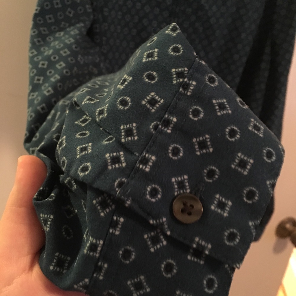 Patterned Blue Button Up with Hidden Buttons - Picture 3 of 8